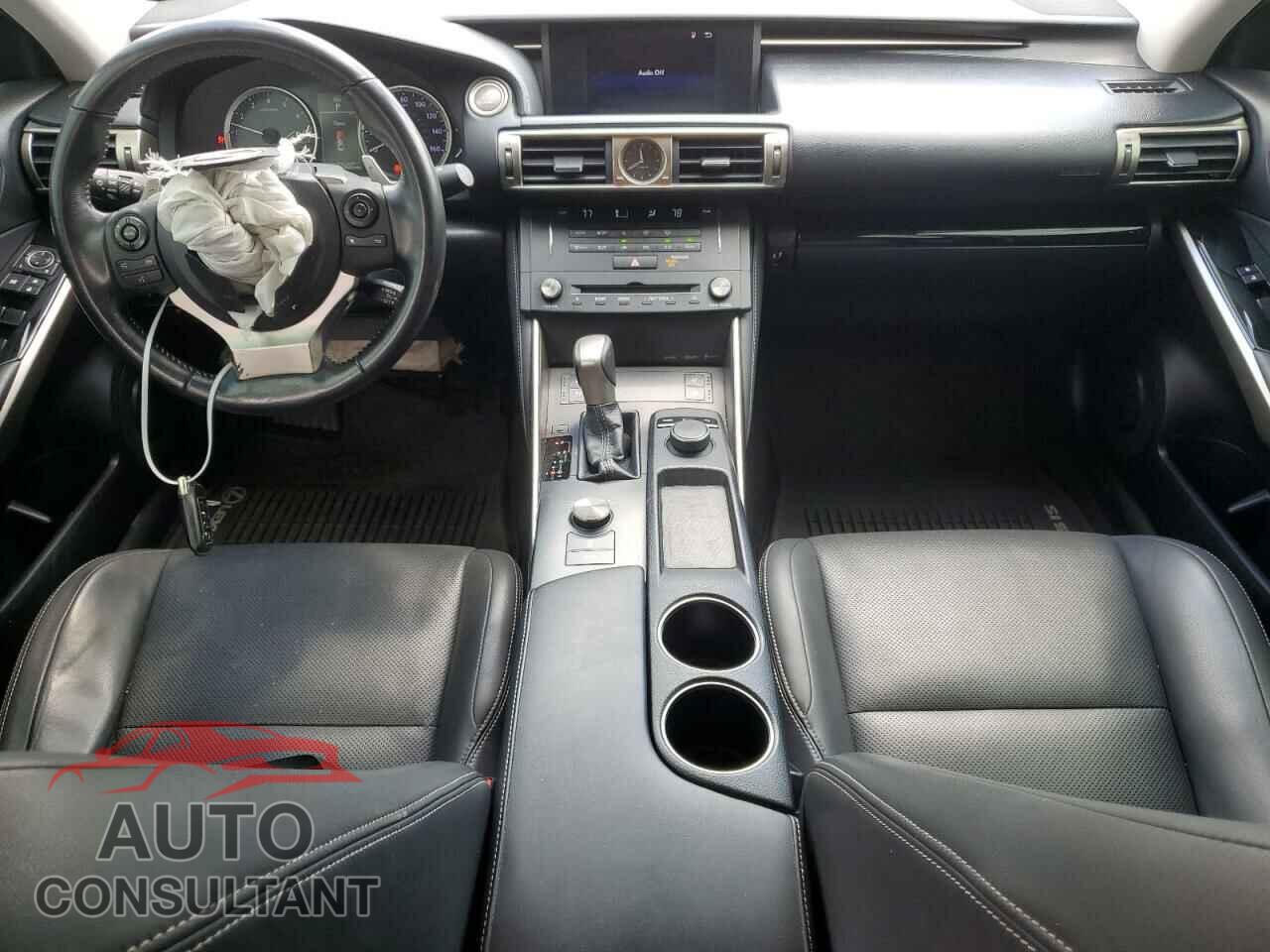 LEXUS IS 2015 - JTHBF1D22F5064544