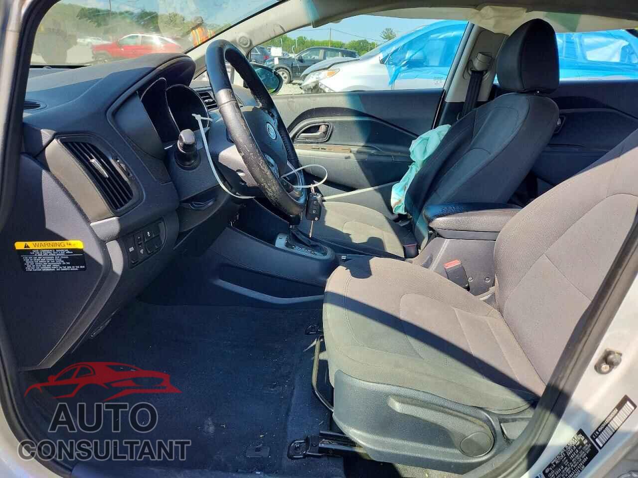 KIA RIO 2012 - KNADN4A31C6065084