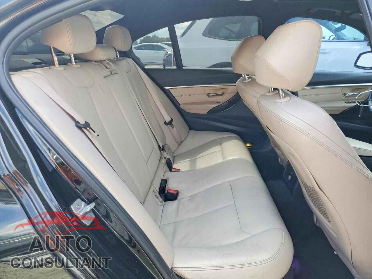 BMW 3 SERIES 2016 - WBA8E9G51GNU29541