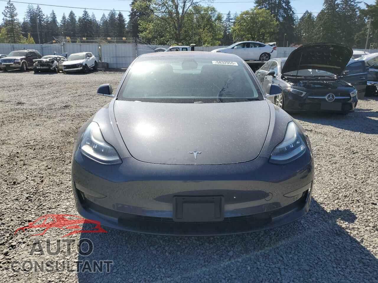 TESLA MODEL 3 2019 - 5YJ3E1EA5KF307447