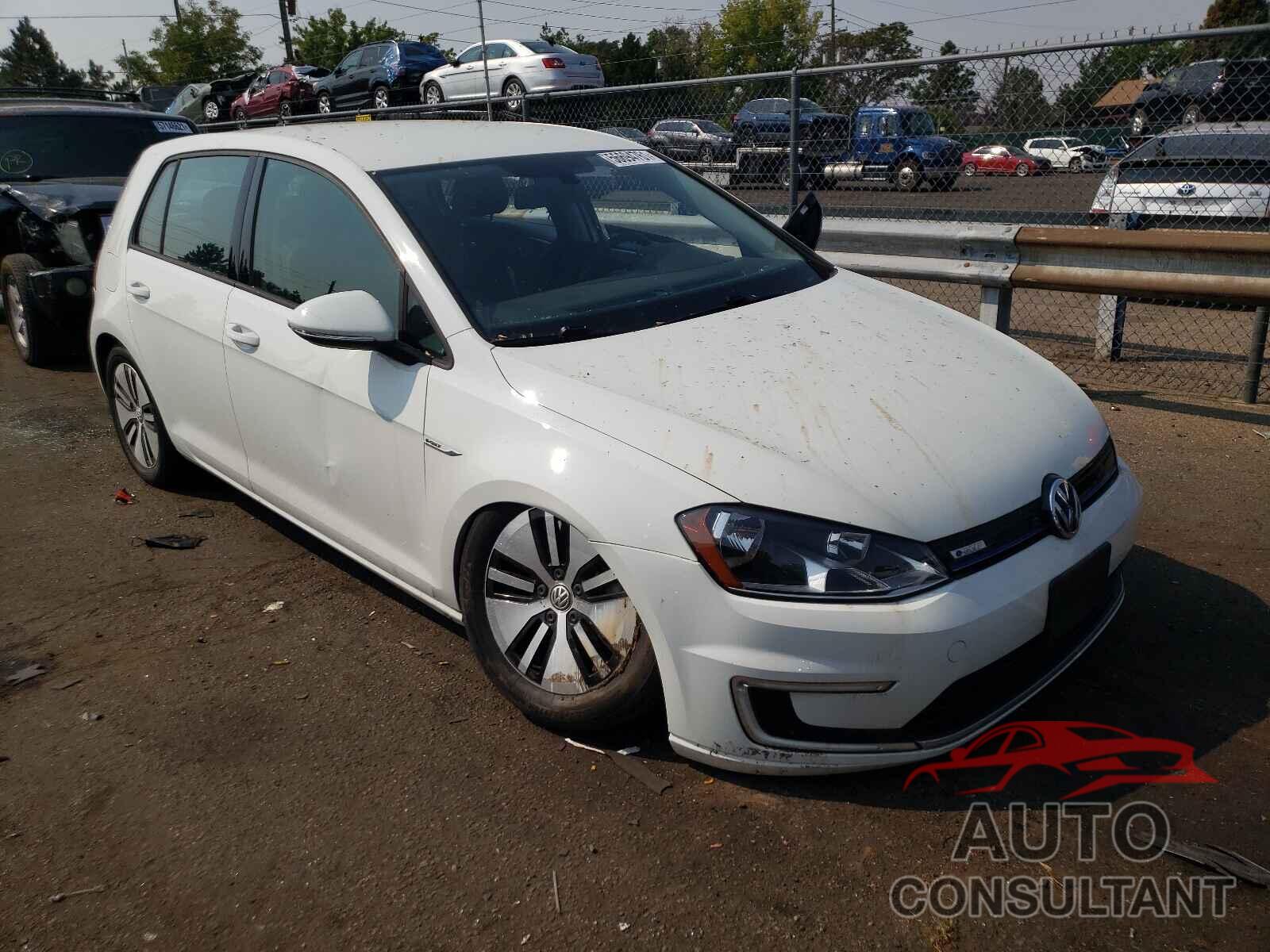 VOLKSWAGEN GOLF 2016 - WVWKP7AU3GW916404