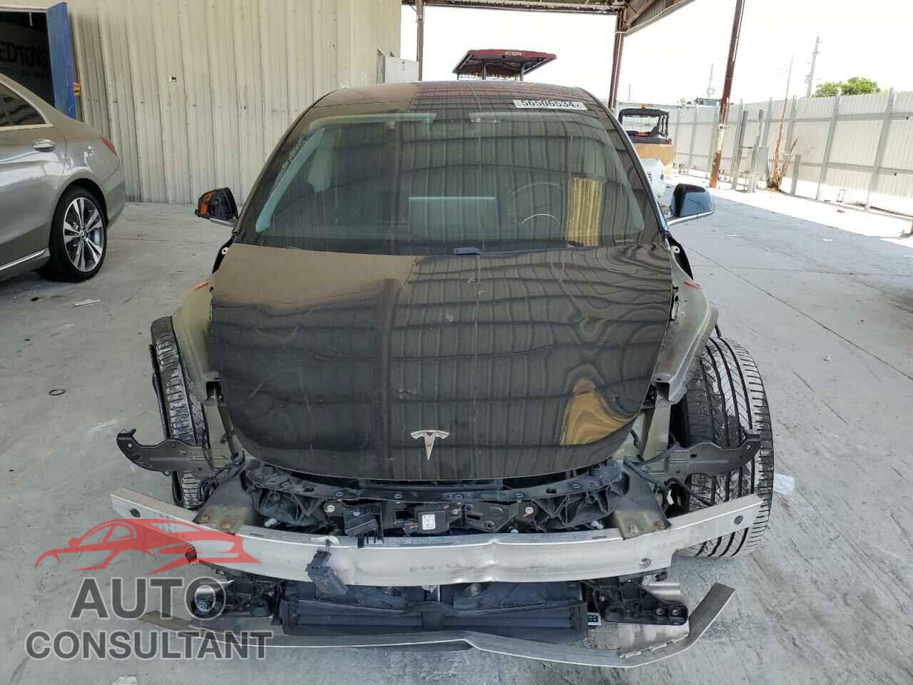 TESLA MODEL 3 2018 - 5YJ3E1EA8JF012552