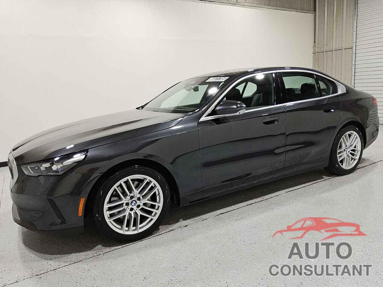 BMW 5 SERIES 2024 - WBA53FJ05RCP82450
