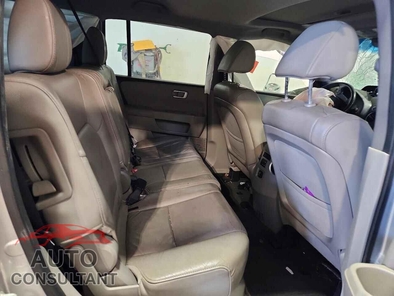 HONDA PILOT 2013 - 5FNYF4H57DB063175
