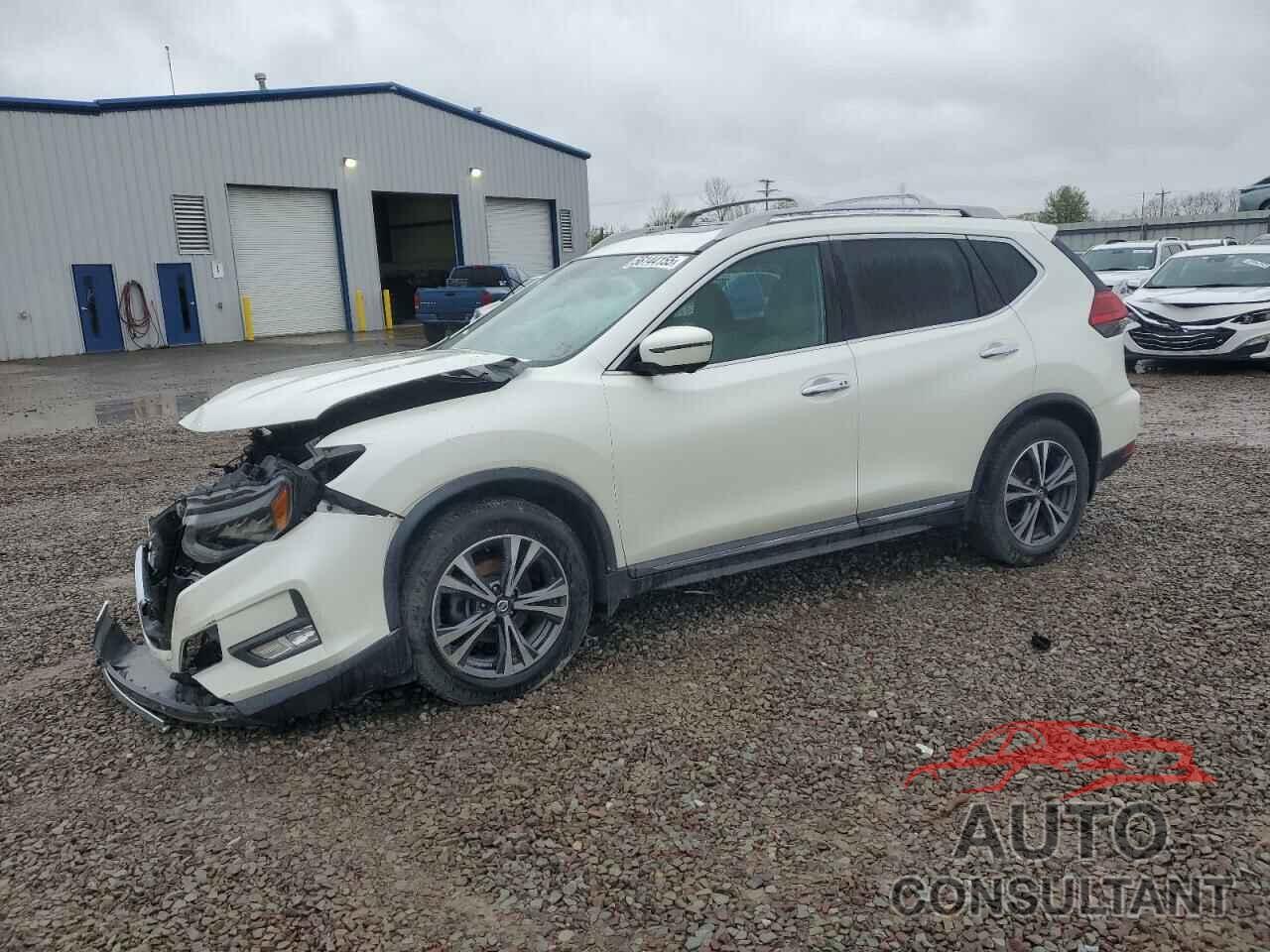 NISSAN ROGUE 2017 - 5N1AT2MT2HC730607