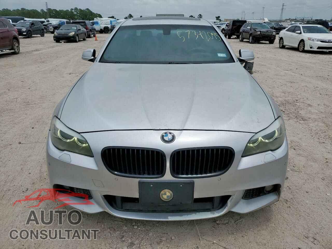 BMW 5 SERIES 2013 - WBAFR9C57DDX80098