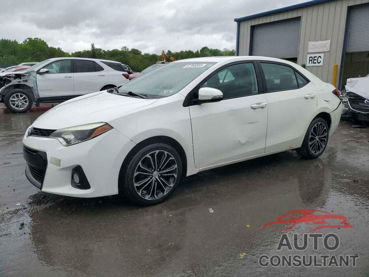 TOYOTA COROLLA 2015 - 5YFBURHE5FP287464