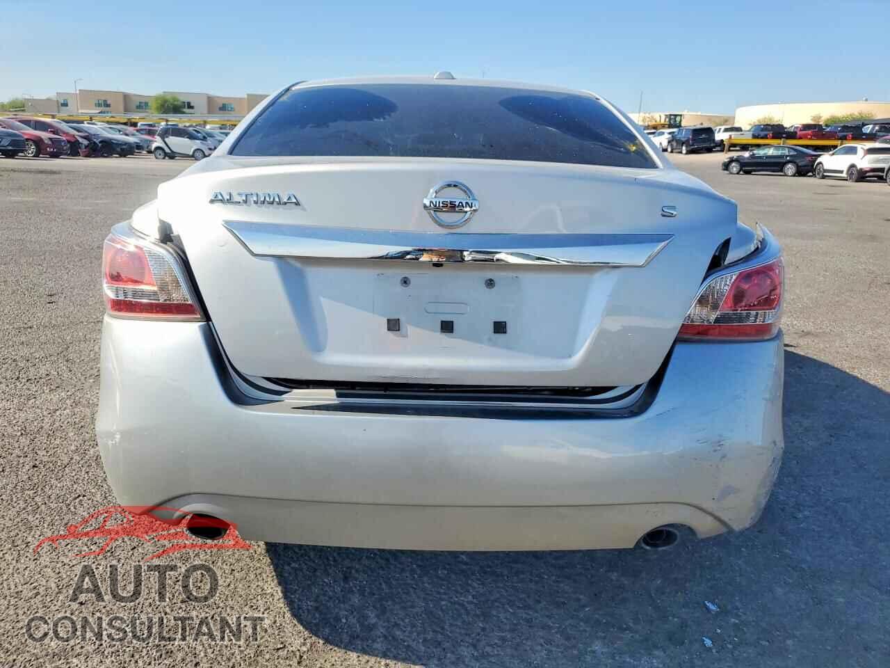 NISSAN ALTIMA 2015 - 1N4AL3AP1FC425085