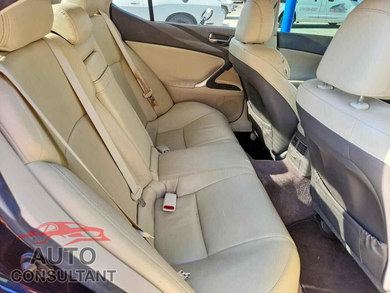 LEXUS IS 2010 - JTHBF5C29A5113529