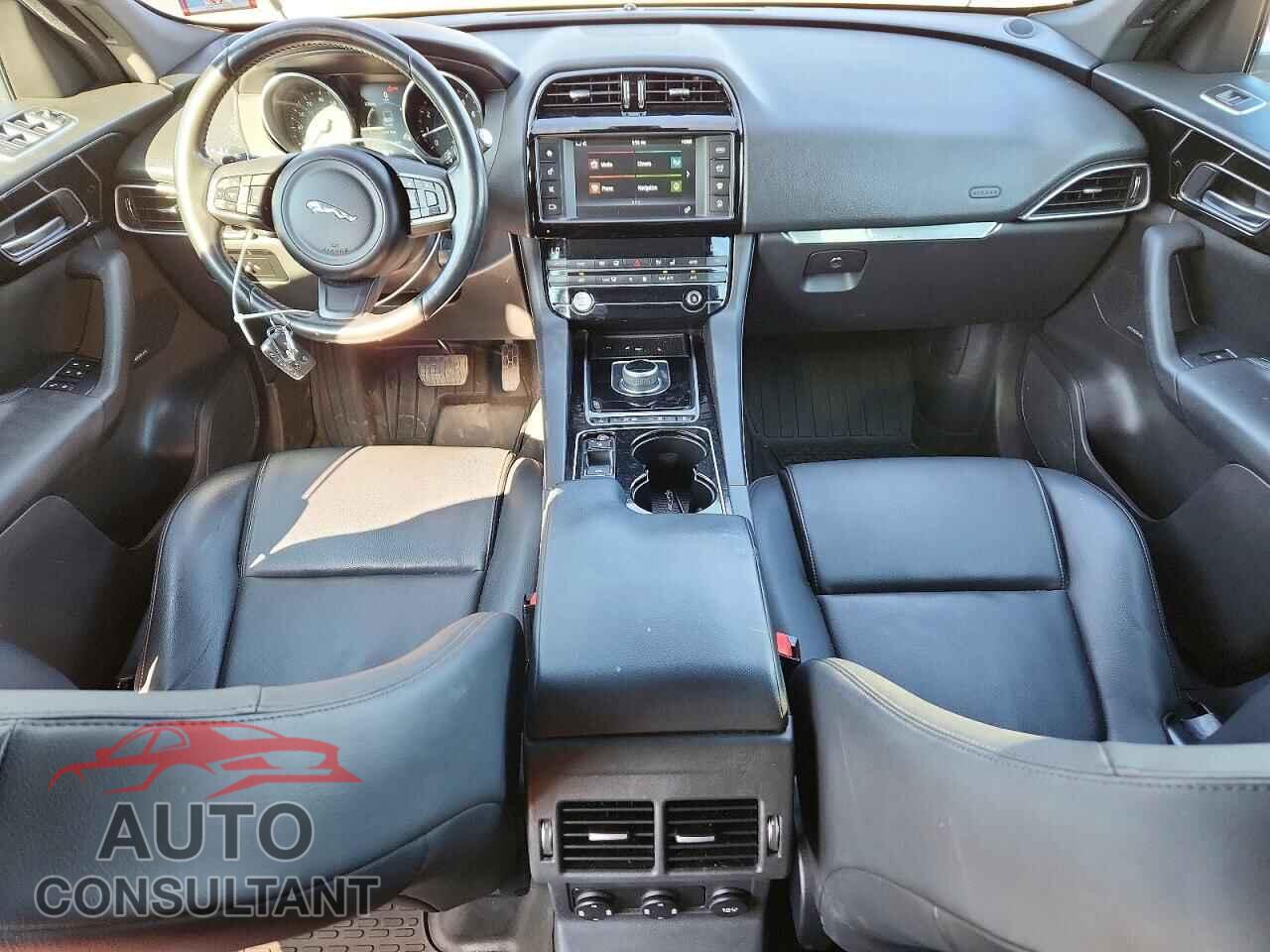 JAGUAR F-PACE 2017 - SADCJ2BV4HA084655