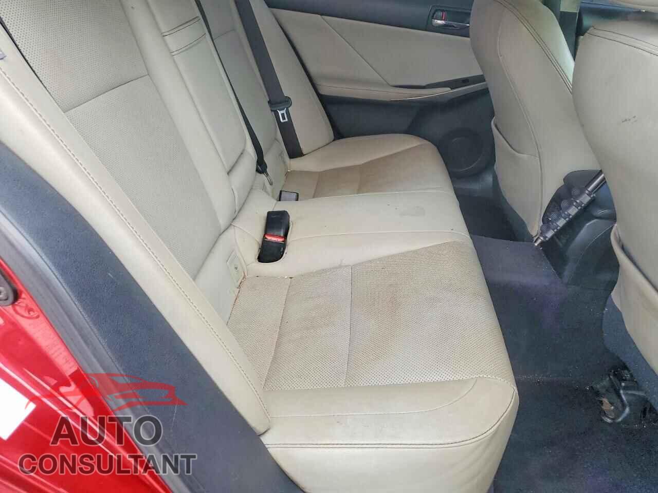 LEXUS IS 2014 - JTHCF1D25E5011601