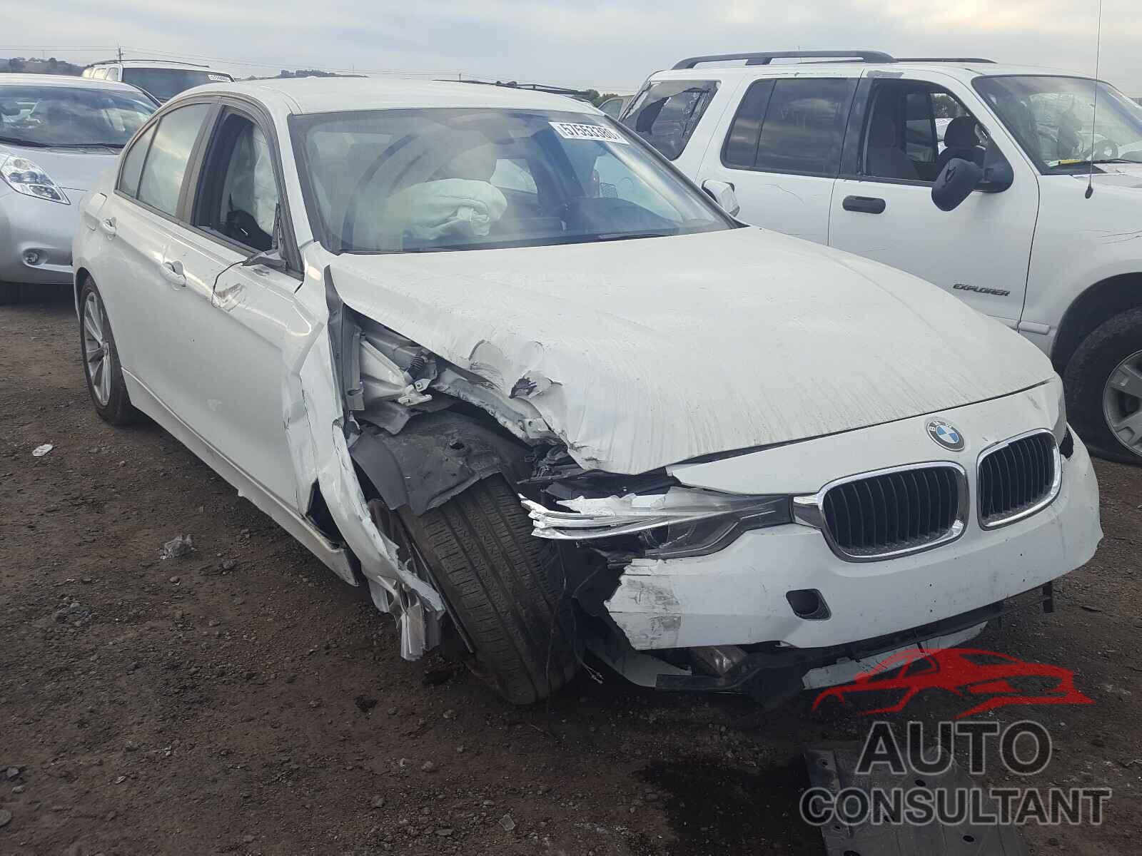 BMW 3 SERIES 2018 - WBA8A9C55JAH14469
