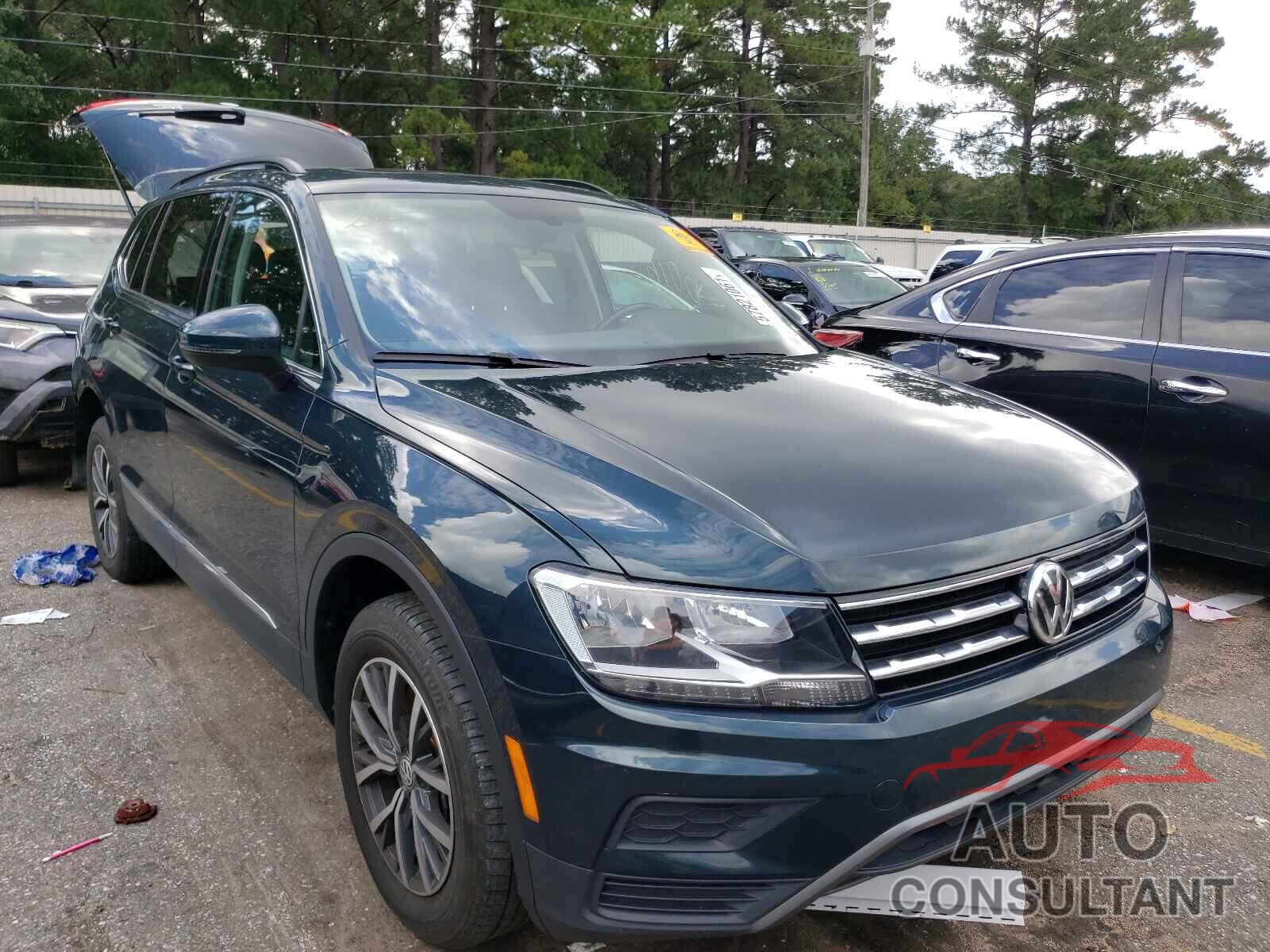 VOLKSWAGEN TIGUAN 2018 - 3VV3B7AX1JM196185