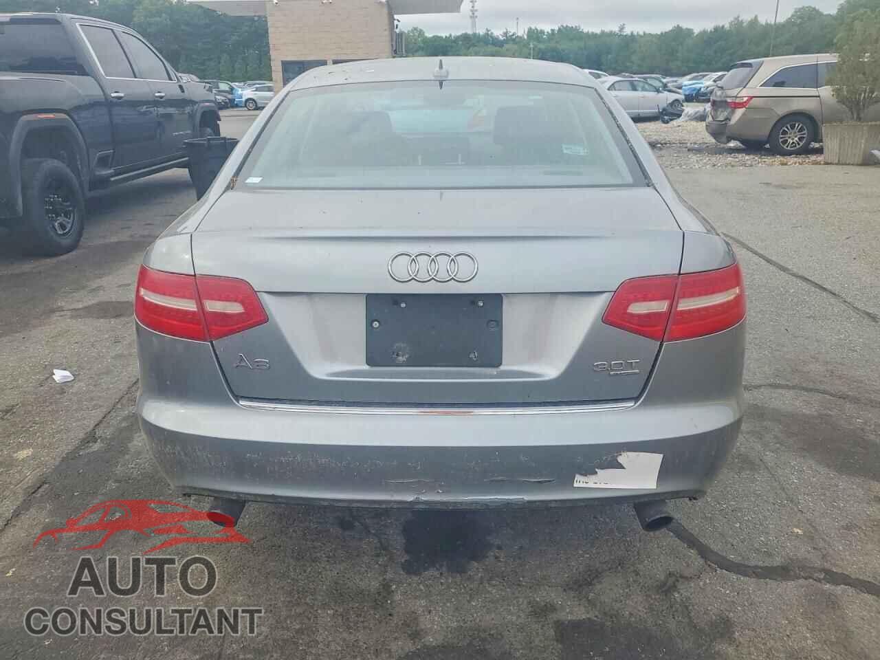 AUDI A6 2010 - WAUKGAFB9AN087384
