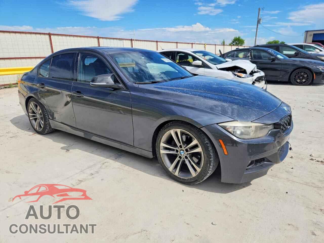 BMW 3 SERIES 2013 - WBA3C1G54DNR46331