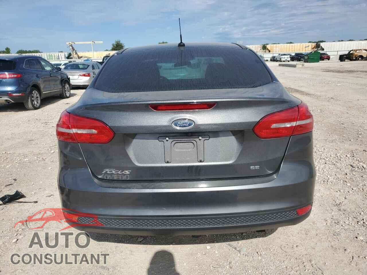 FORD FOCUS 2017 - 1FADP3F24HL342316
