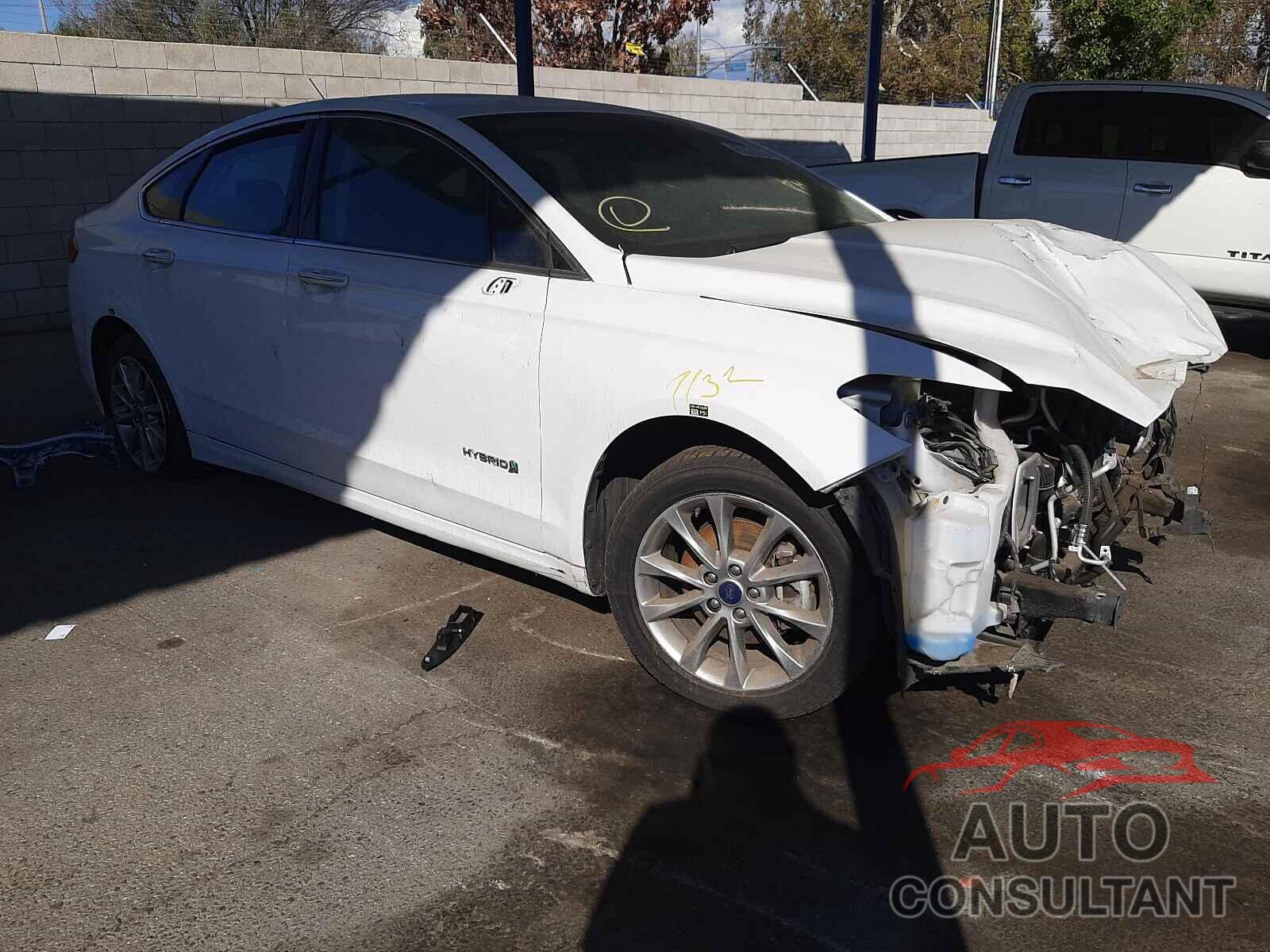 FORD FUSION 2017 - 3FA6P0LU5HR410119