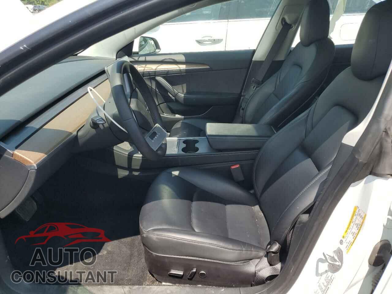 TESLA MODEL 3 2023 - 5YJ3E1EA0PF452595