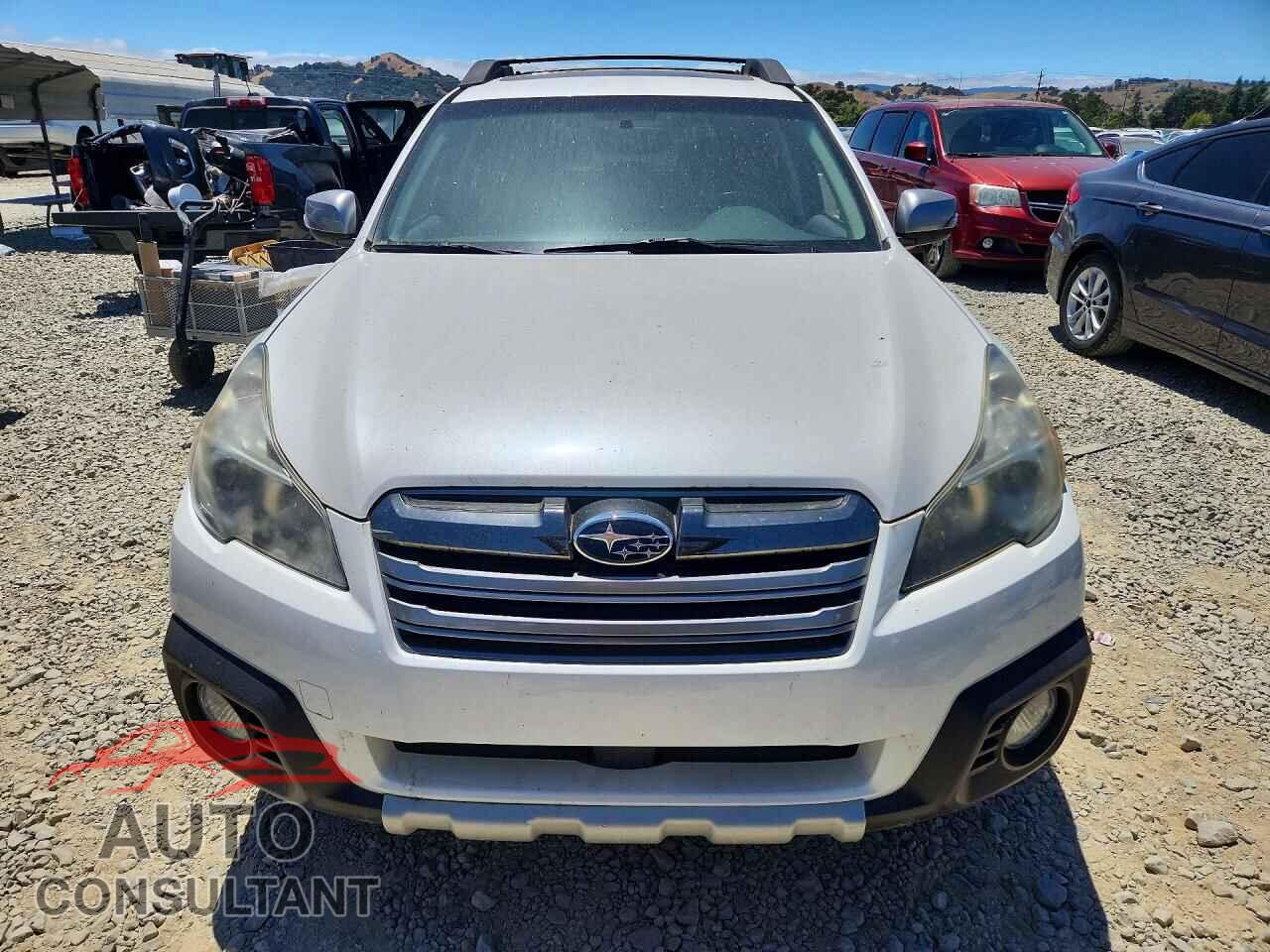 SUBARU OUTBACK 2014 - 4S4BRBPC2E3310047