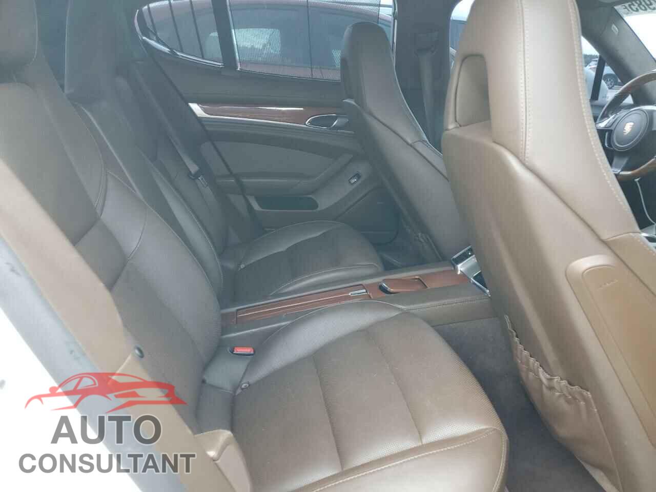 PORSCHE PANAMERA 2015 - WP0AF2A7XFL081073