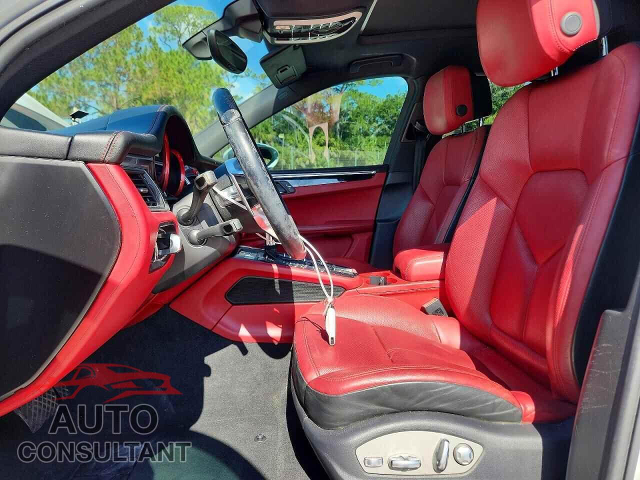 PORSCHE MACAN 2015 - WP1AB2A55FLB59414