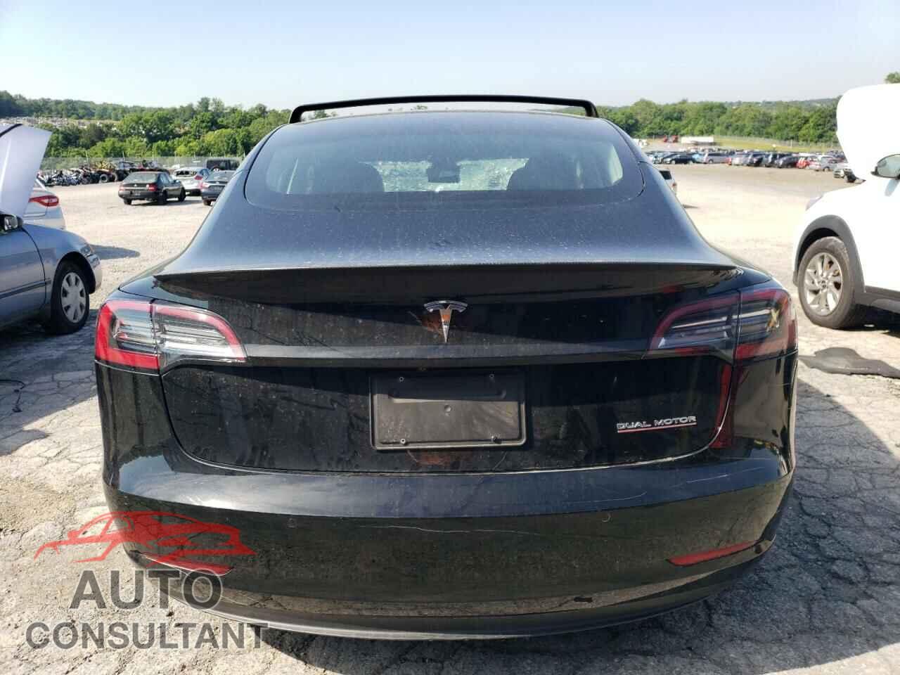 TESLA MODEL 3 2019 - 5YJ3E1EB8KF454791