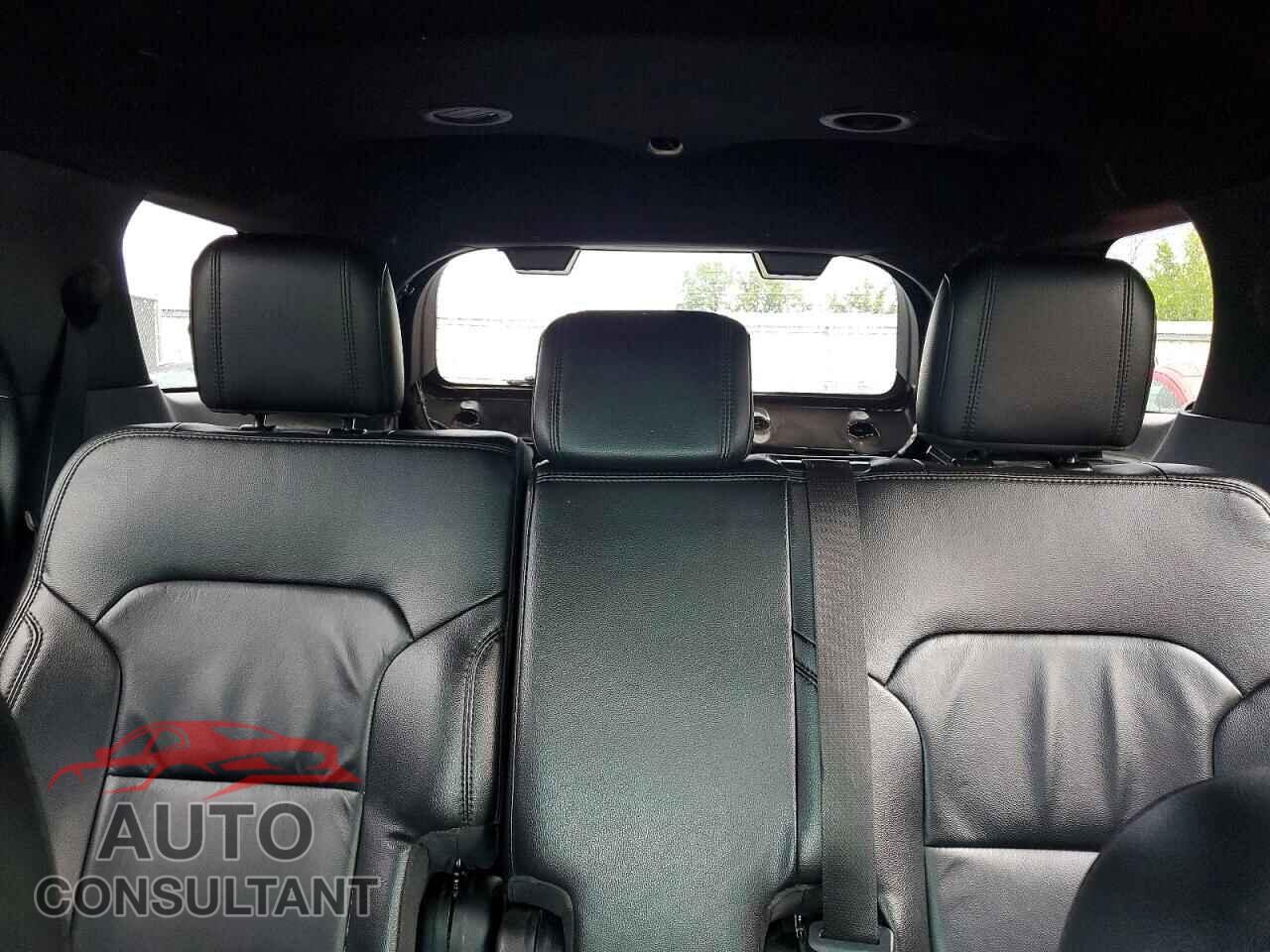 FORD EXPLORER 2017 - 1FM5K8AR1HGA79009