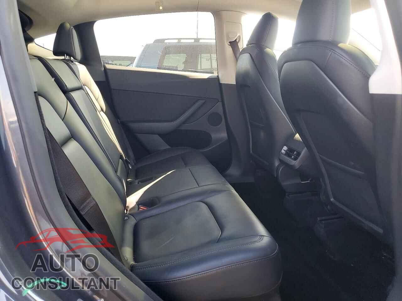 TESLA MODEL Y 2023 - 7SAYGDEEXPF836116