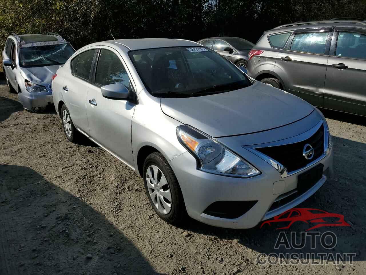 NISSAN VERSA 2018 - 3N1CN7AP1JL810134