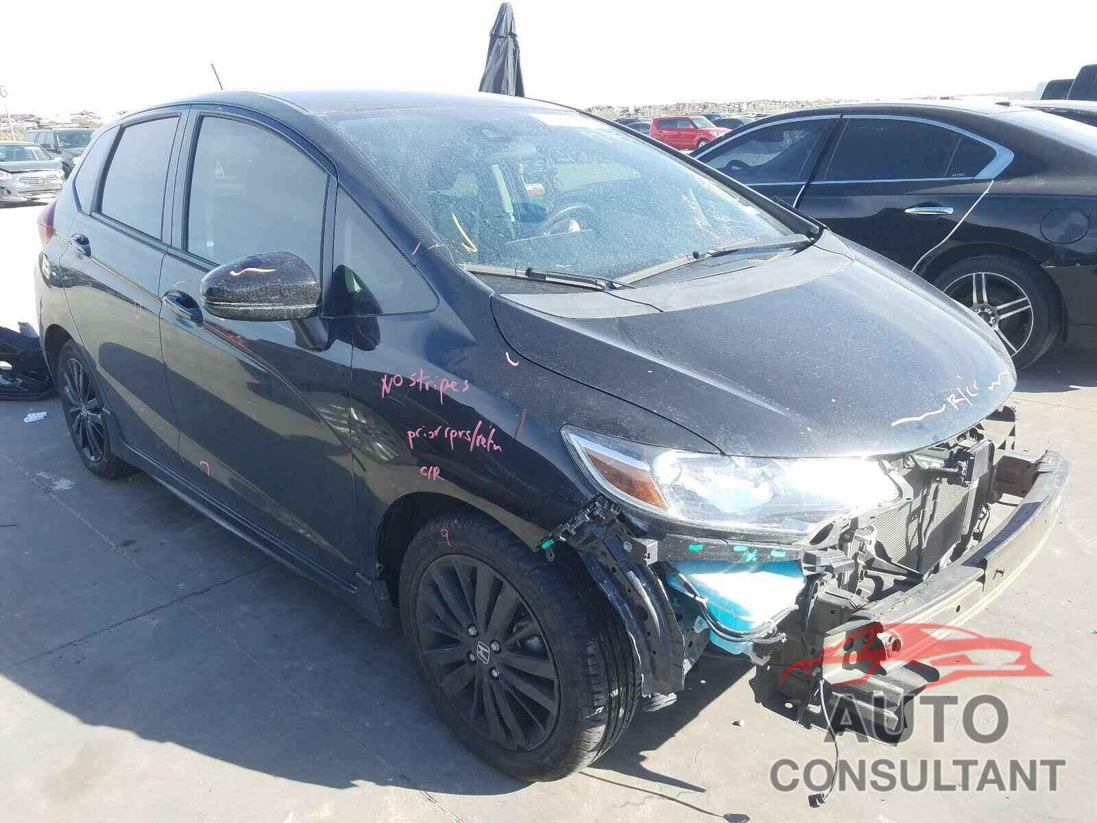 HONDA FIT 2018 - 3HGGK5H76JM700418