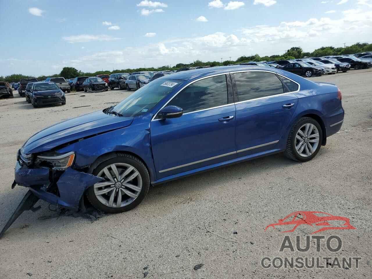 VOLKSWAGEN PASSAT 2017 - 1VWCT7A38HC036385