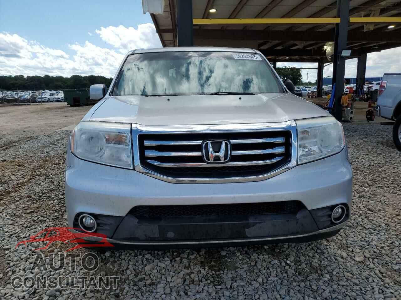 HONDA PILOT 2012 - 5FNYF4H58CB049493