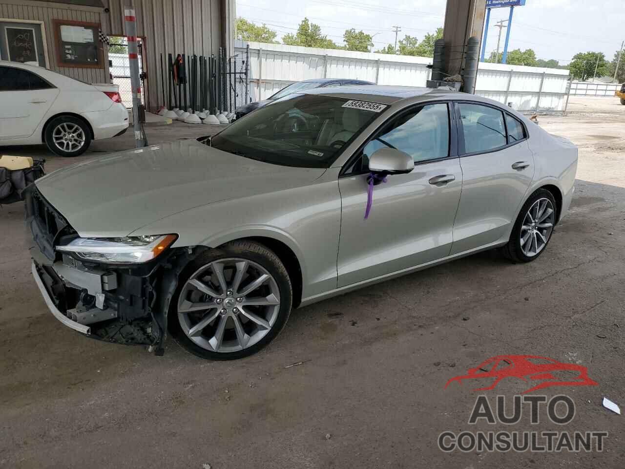 VOLVO S60 2021 - 7JRA22TK8MG091931