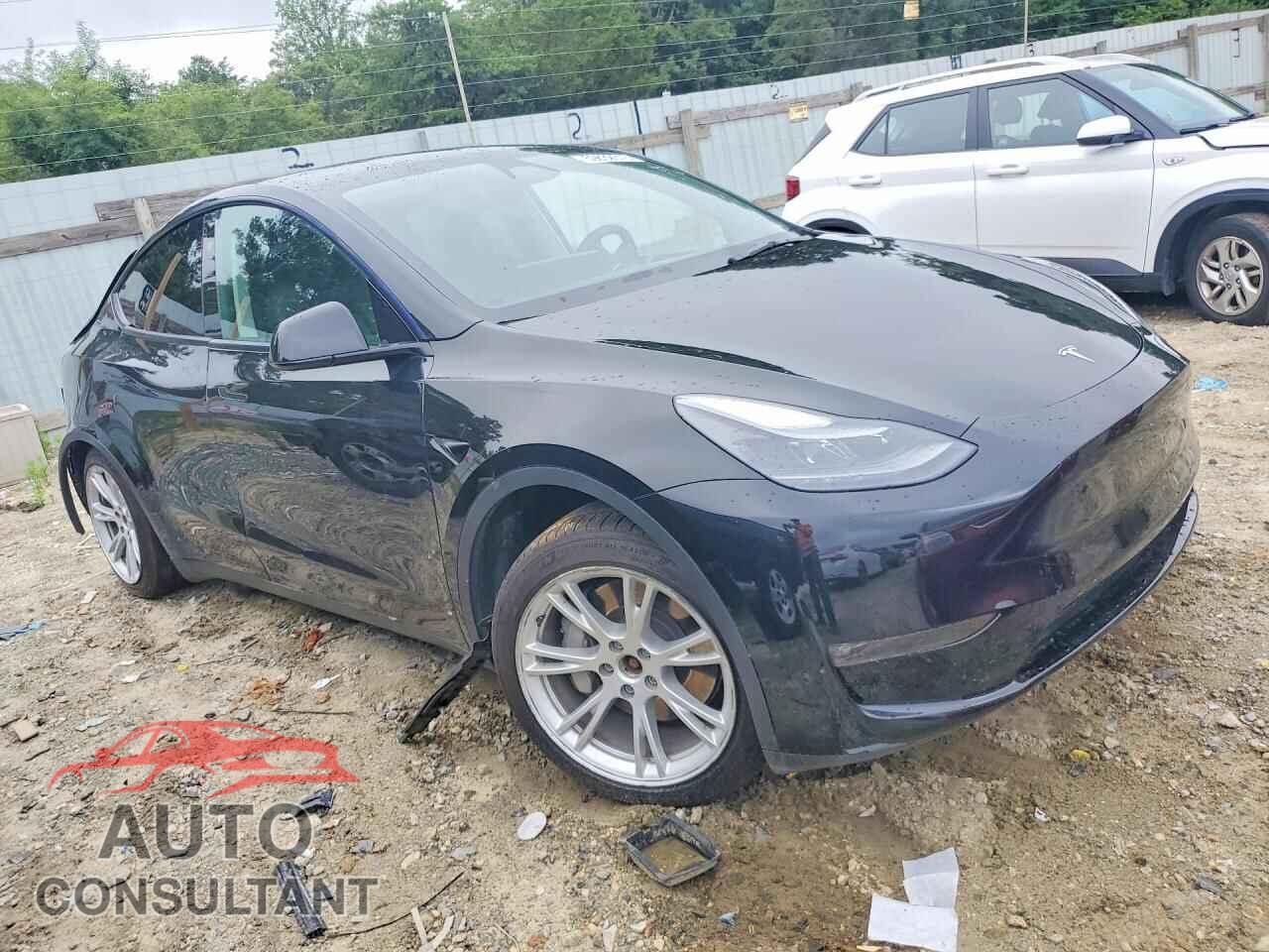 TESLA MODEL Y 2023 - 7SAYGAEE4PF806589