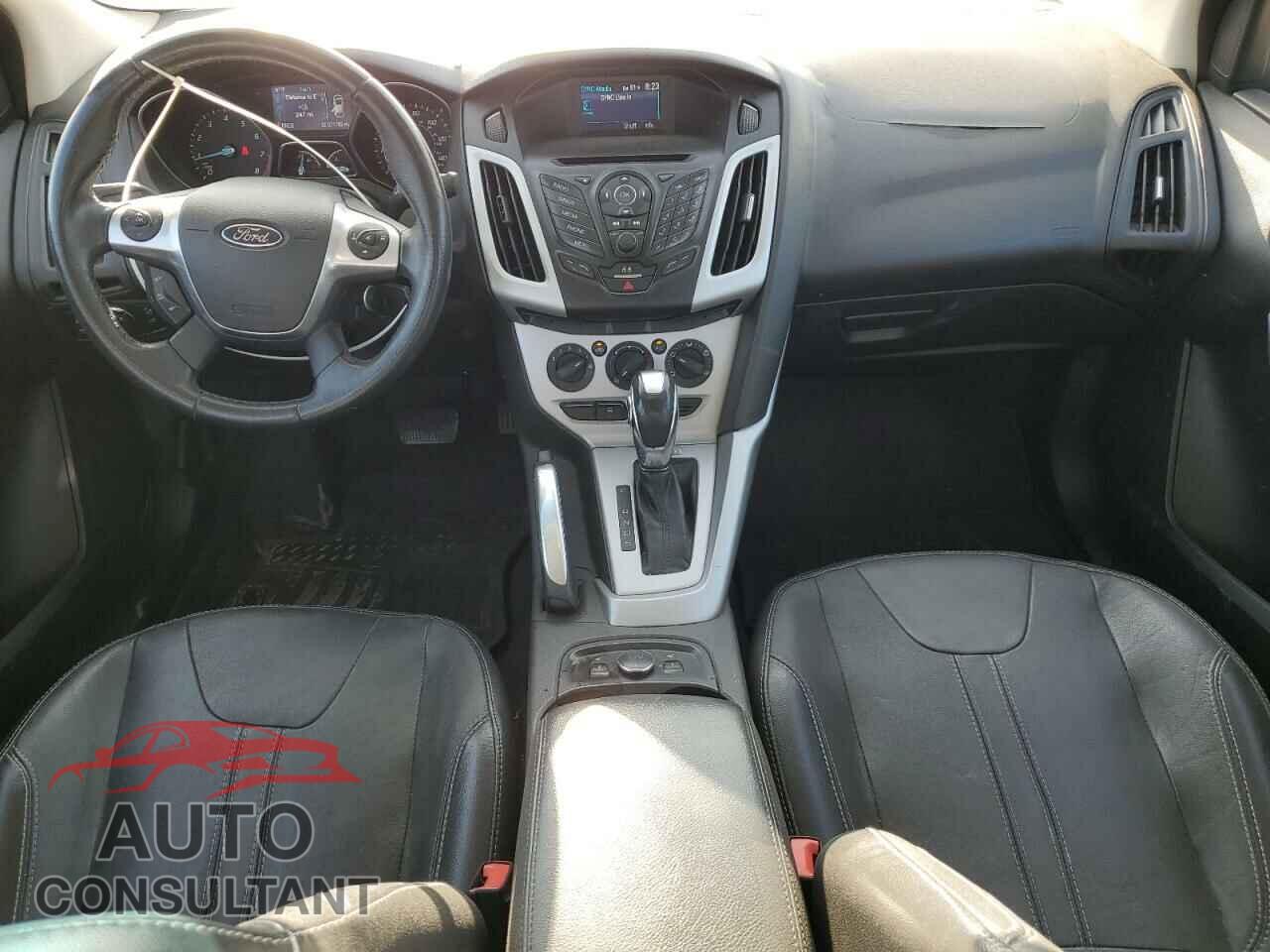 FORD FOCUS 2014 - 1FADP3F28EL131129