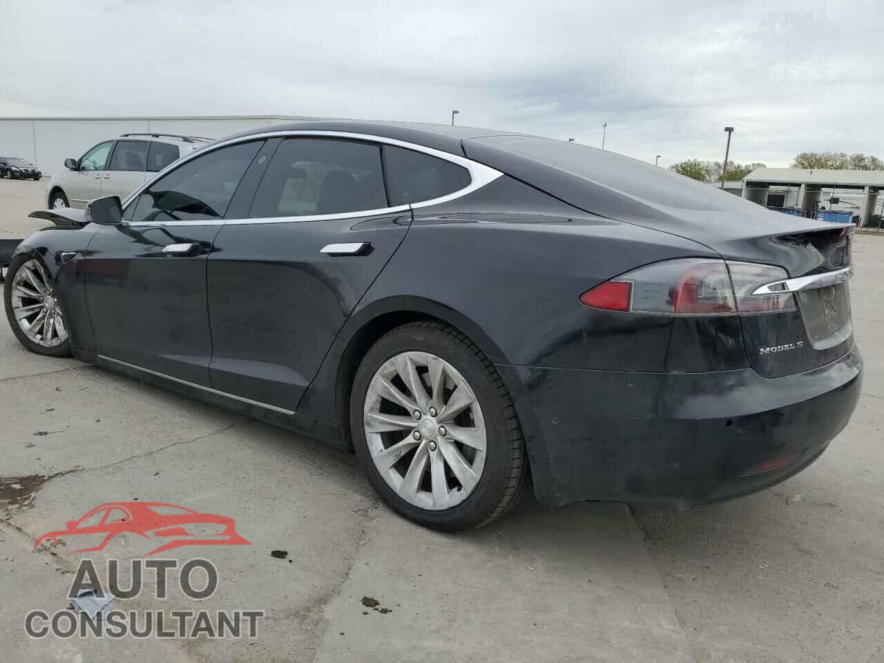 TESLA MODEL S 2018 - 5YJSA1E29JF293521