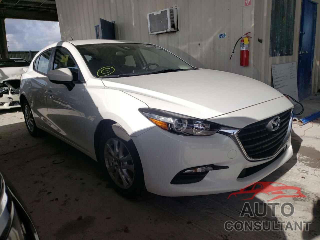 MAZDA 3 2018 - 3MZBN1K78JM233016