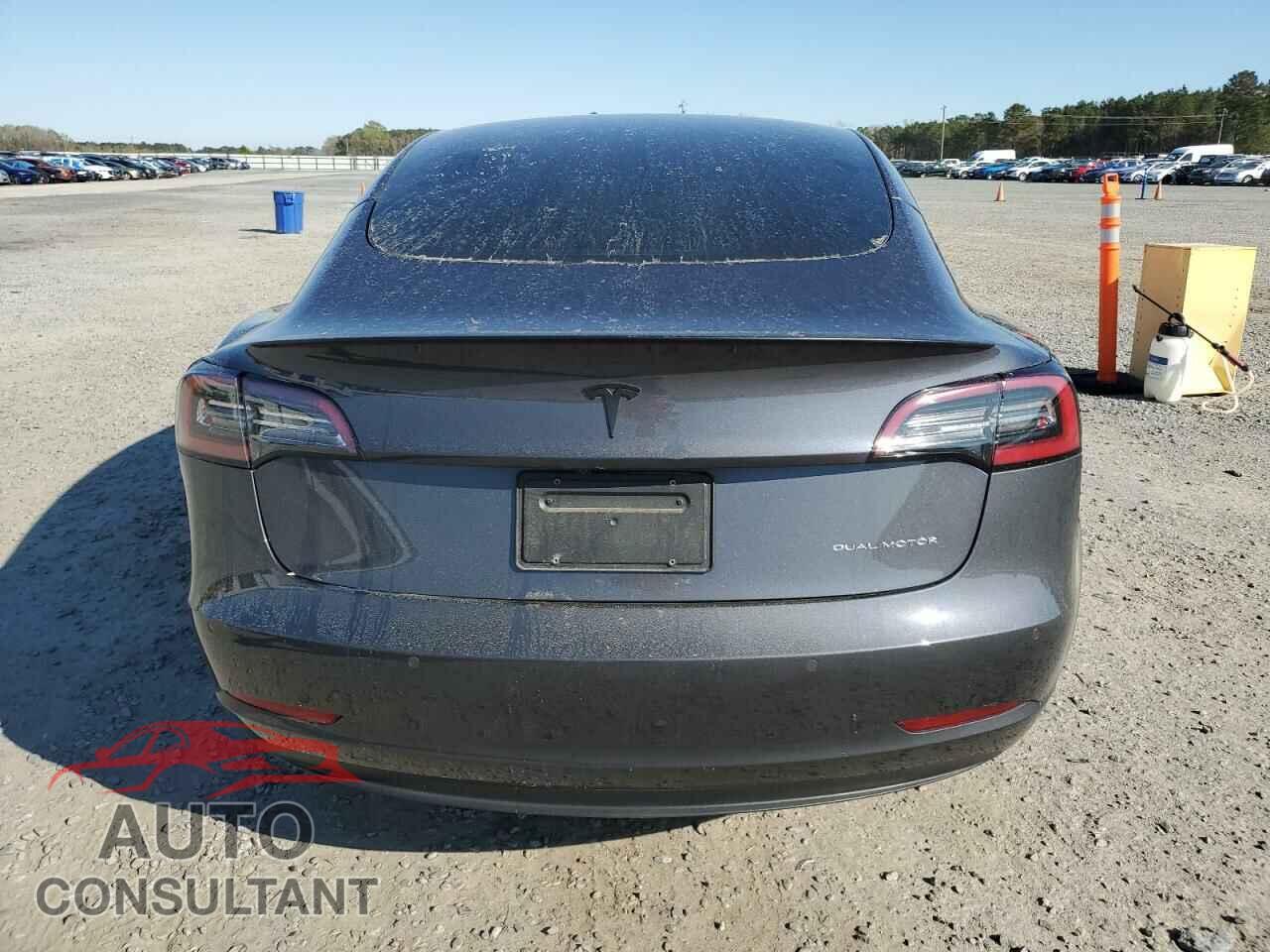 TESLA MODEL 3 2021 - 5YJ3E1EB2MF965433