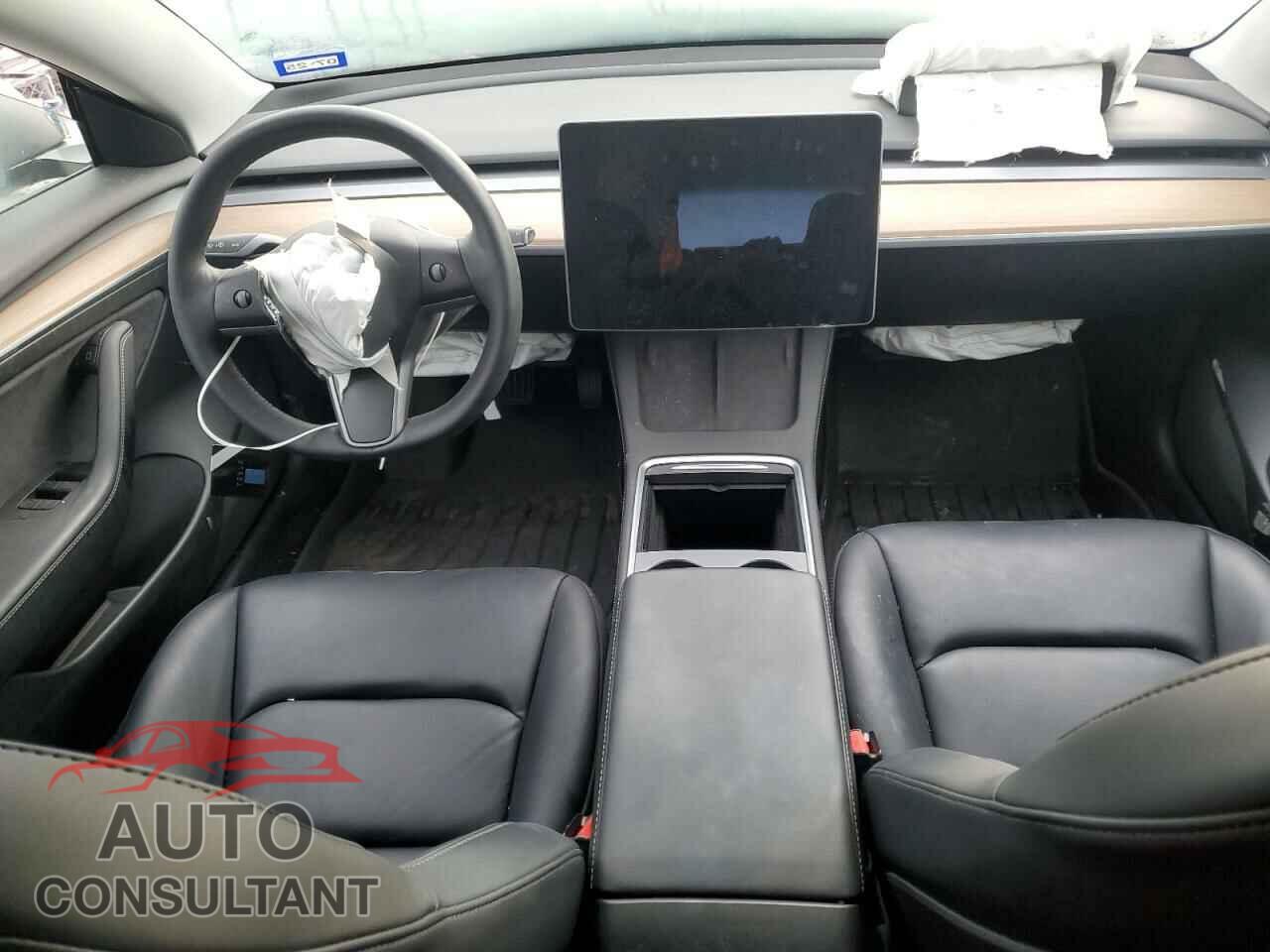 TESLA MODEL 3 2021 - 5YJ3E1EA4MF984475