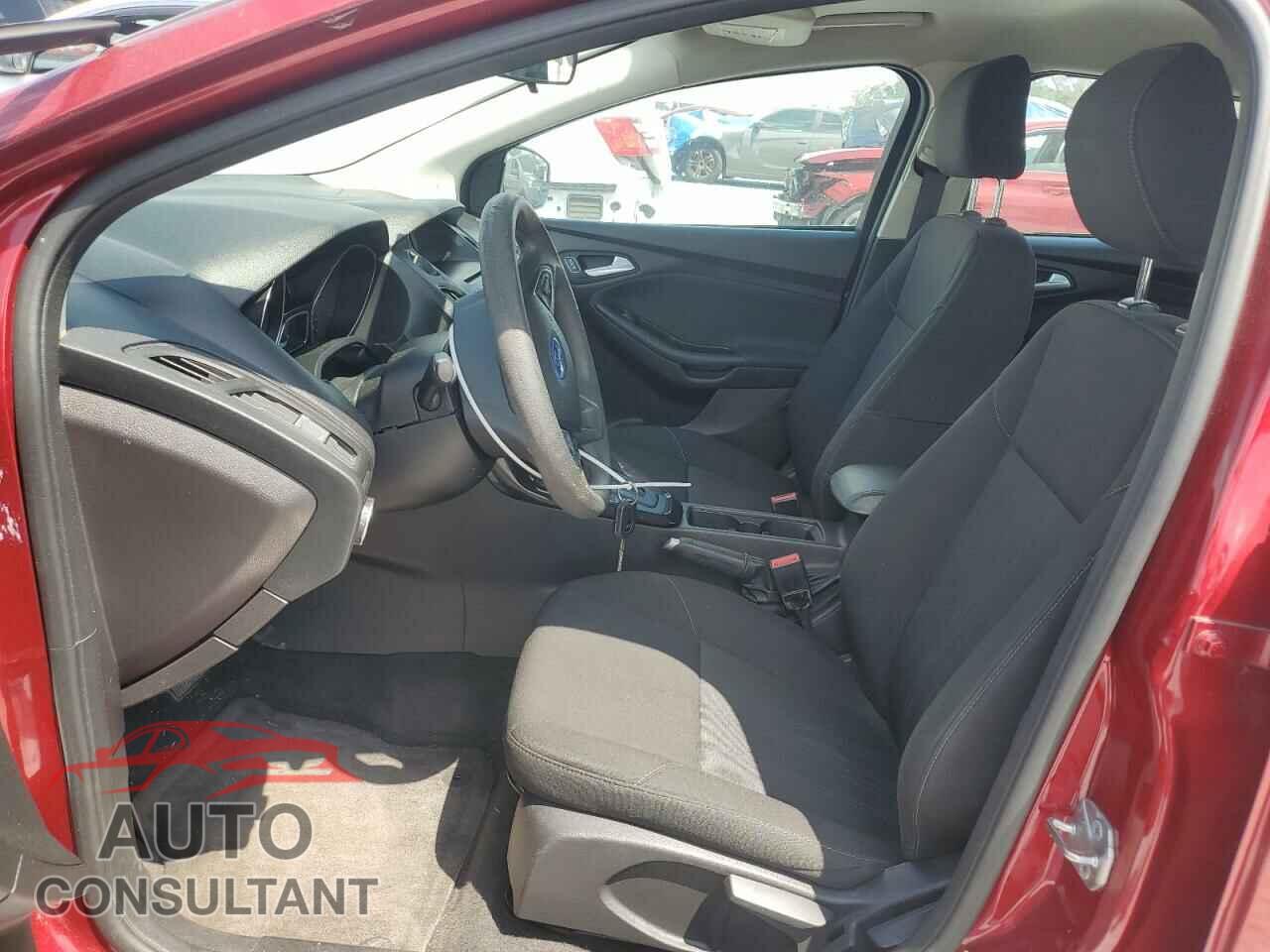 FORD FOCUS 2017 - 1FADP3F21HL338076
