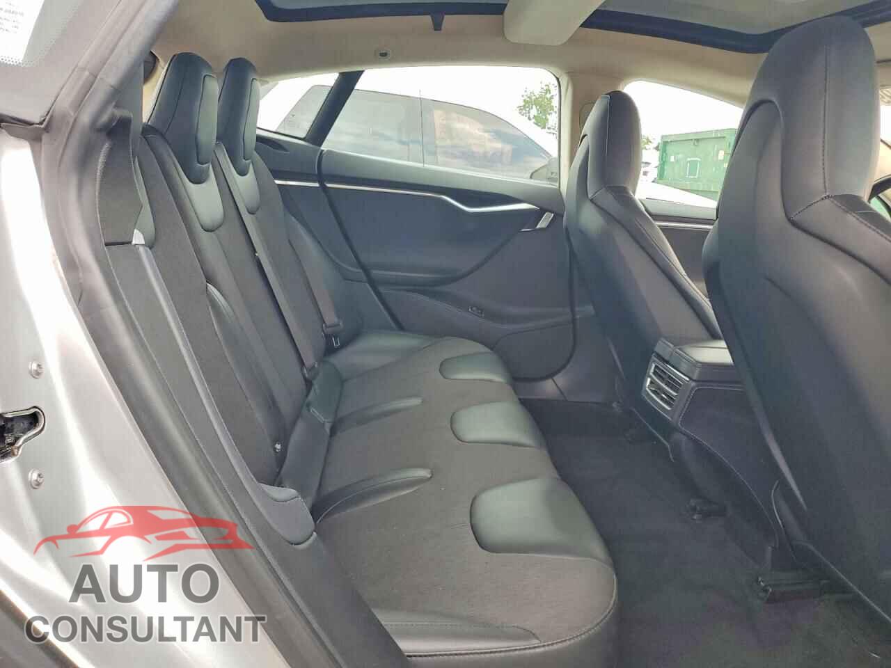 TESLA MODEL S 2015 - 5YJSA1E15FF114891