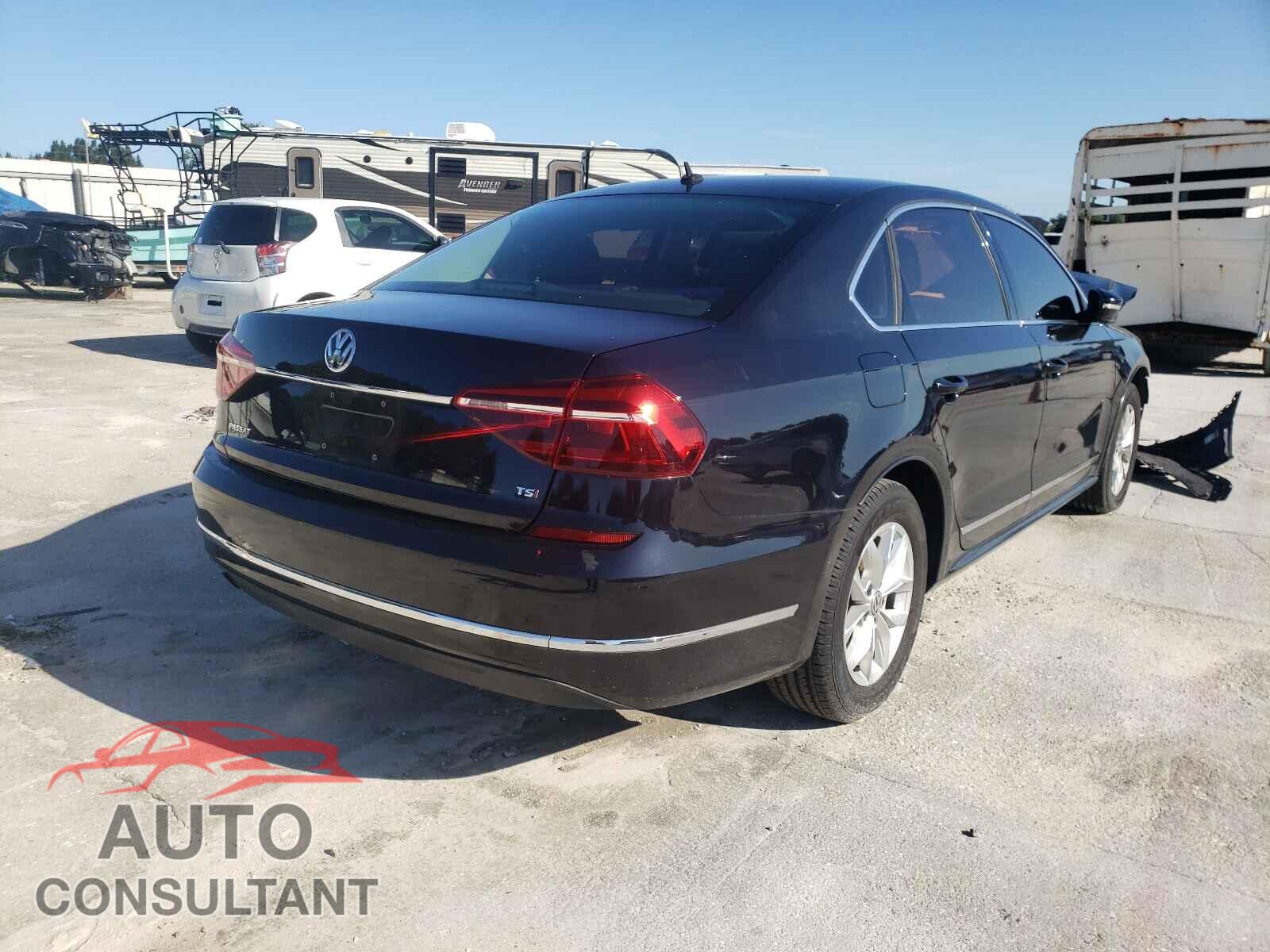 VOLKSWAGEN PASSAT 2017 - 1VWAT7A37HC055064