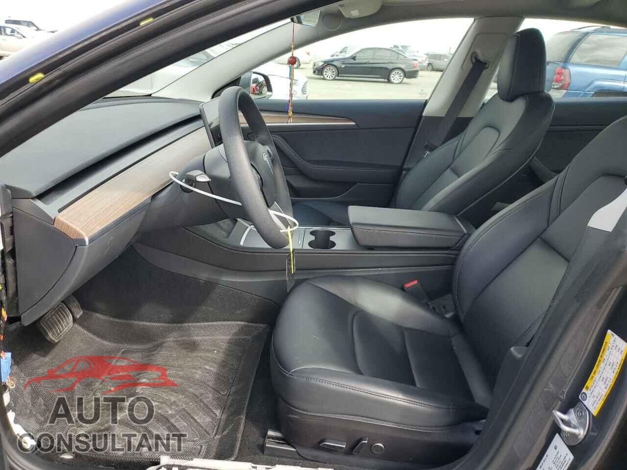 TESLA MODEL 3 2023 - 5YJ3E1EA8PF610083