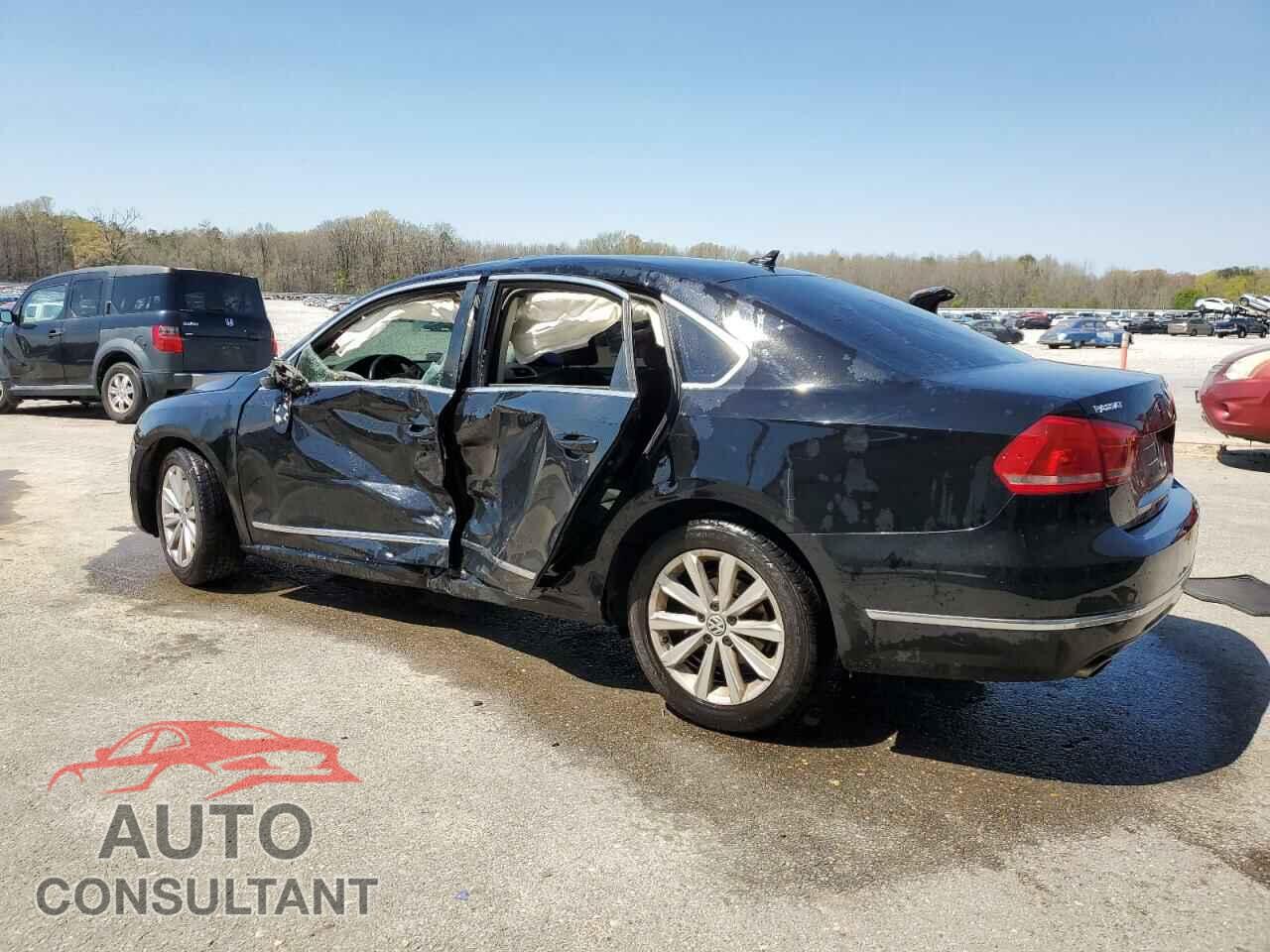 VOLKSWAGEN PASSAT 2012 - 1VWCH7A3XCC021641