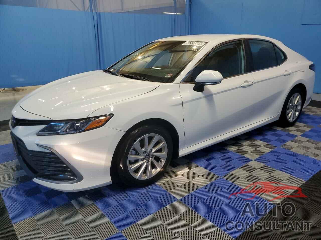 TOYOTA CAMRY 2023 - 4T1R11AK0PU817686
