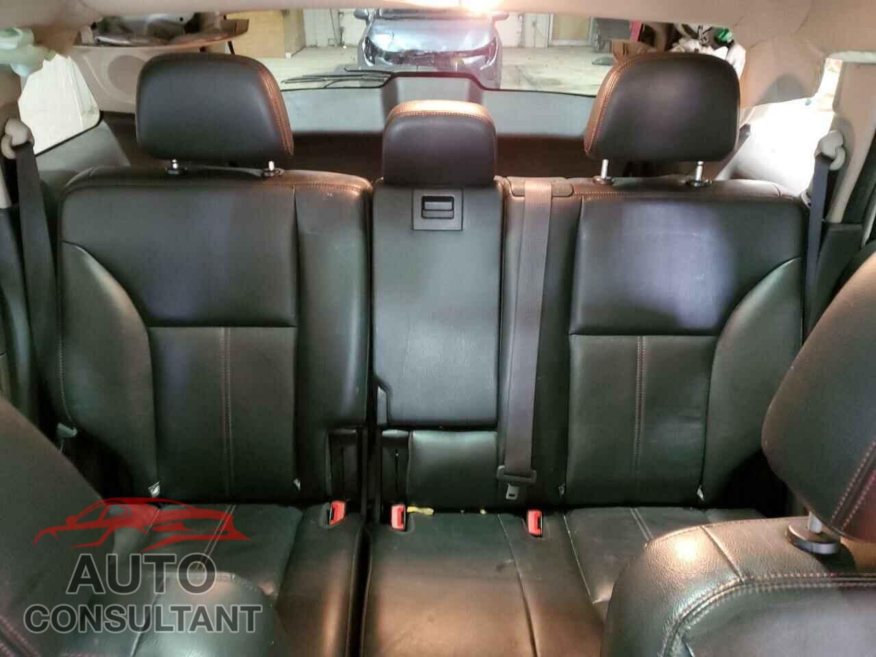 FORD EDGE 2011 - 2FMDK4KC7BBA84048
