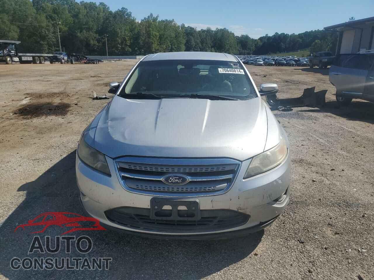 FORD TAURUS 2011 - 1FAHP2EW2BG176510