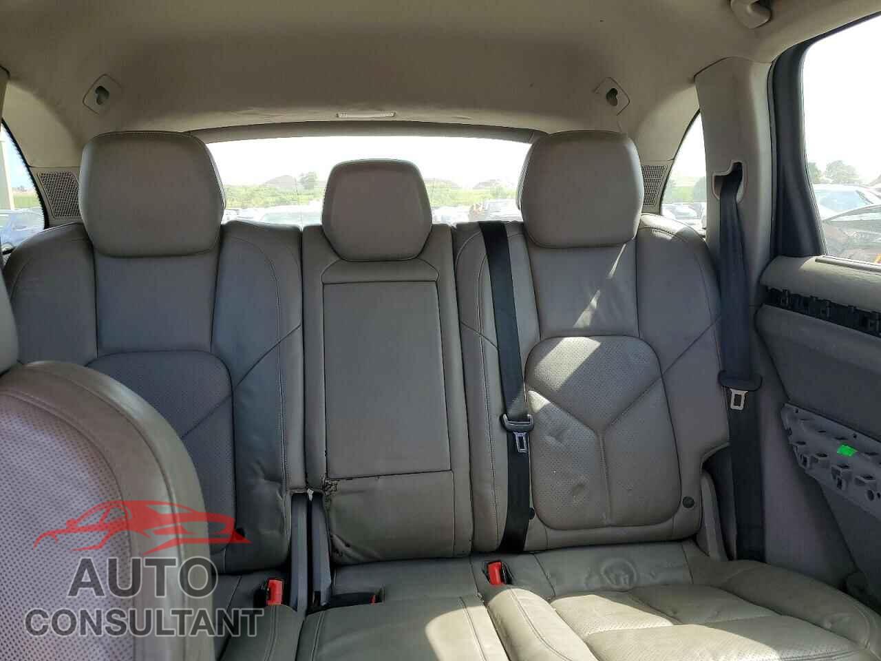 PORSCHE CAYENNE 2011 - WP1AB2A20BLA42999