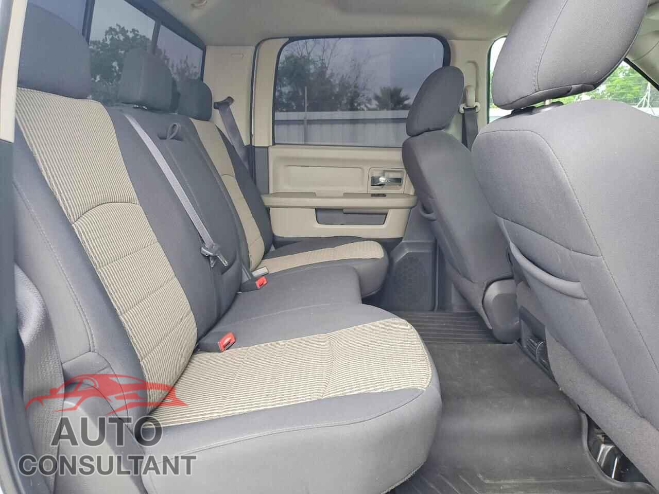 DODGE RAM 1500 2010 - 1D7RB1CT8AS133310