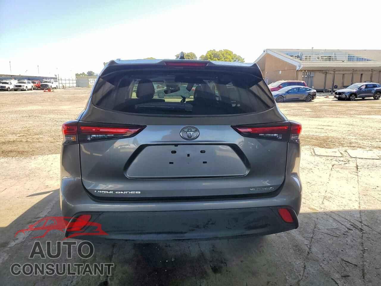 TOYOTA HIGHLANDER 2026 - 5TDKDRBH1TS603352